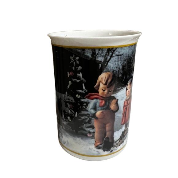 NWOB Danbury Mint M.L. Hummel December Birthdate Winter Song Mug Cup - Picture 2 of 4